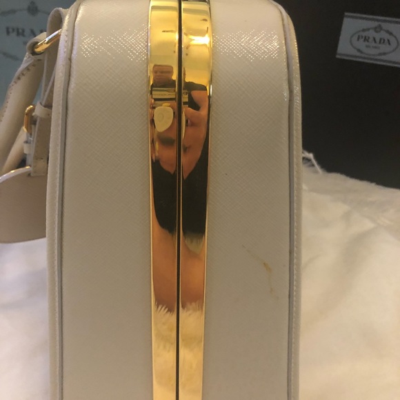 Authentic Prada bag with cream leather - Picture 5 of 8